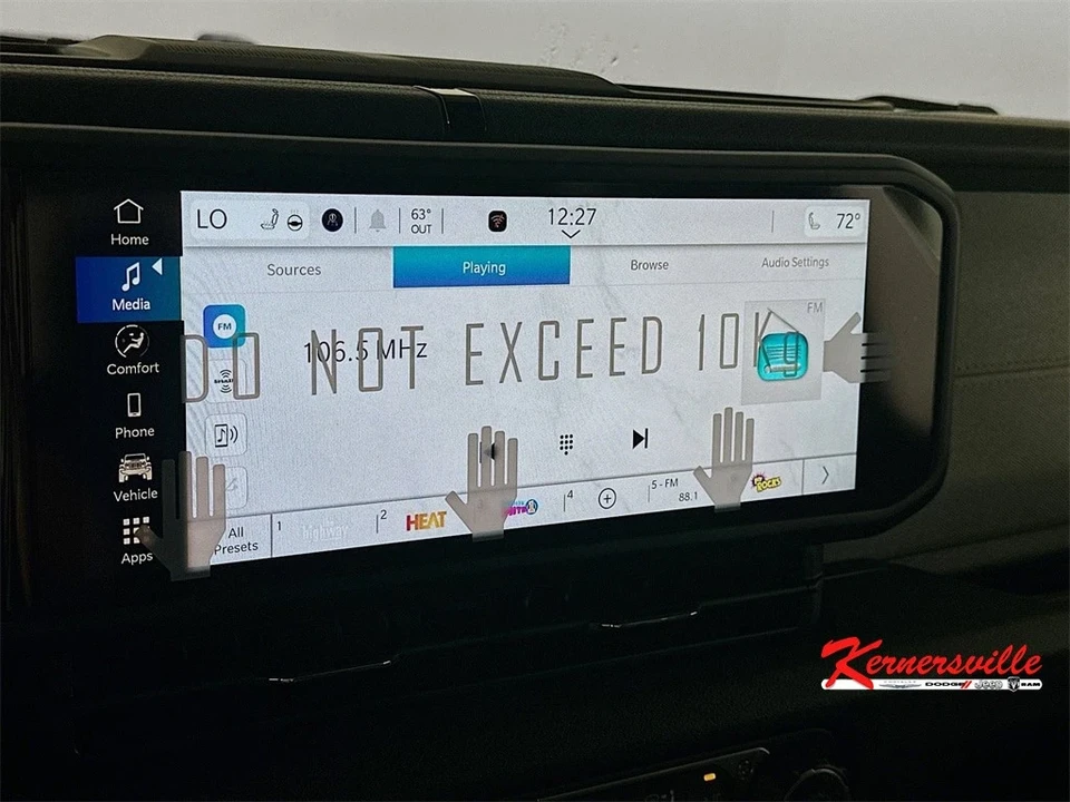 2025 Jeep JT Gladiator - Image 13 of 21