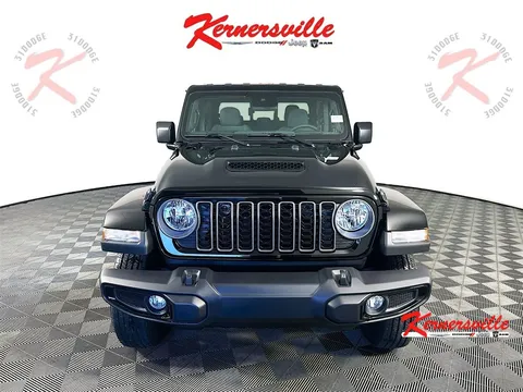 2025 Jeep JT Gladiator - Image 2 of 12