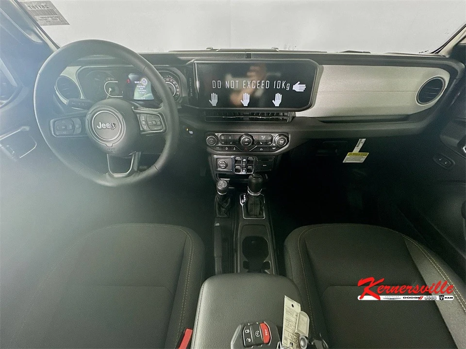 2025 Jeep JT Gladiator - Image 9 of 21