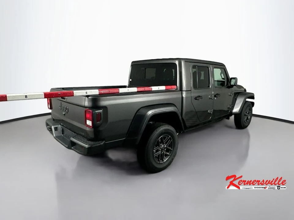 2025 Jeep JT Gladiator - Image 7 of 12