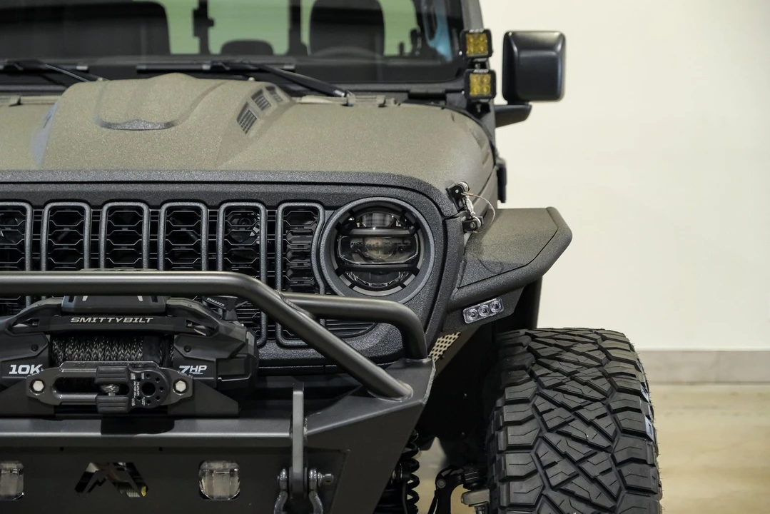2025 Jeep JT Gladiator - Image 4 of 12