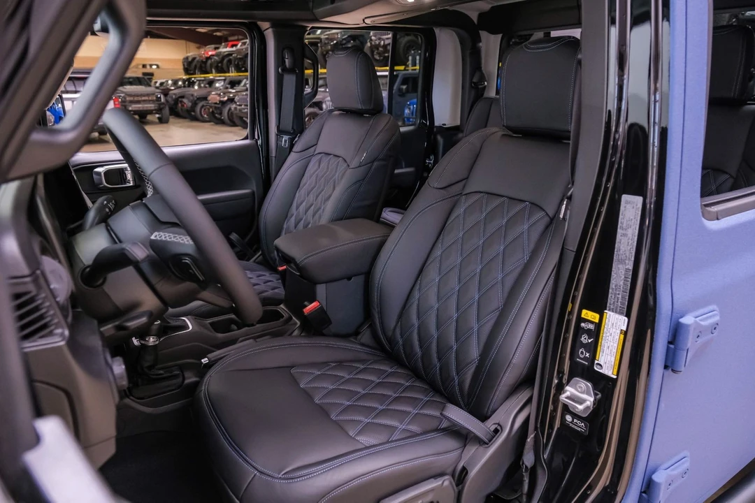 2025 Jeep JT Gladiator - Image 4 of 12