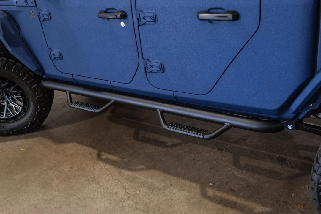 2025 Jeep JT Gladiator - Image 8 of 12