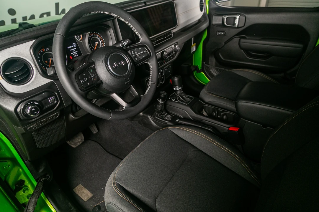 2025 Jeep JT Gladiator - Image 2 of 21