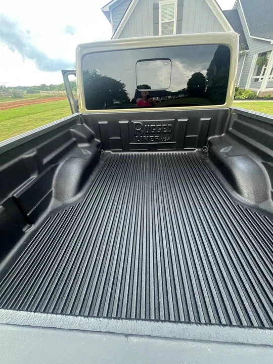 2025 Jeep JT Gladiator - Image 14 of 17