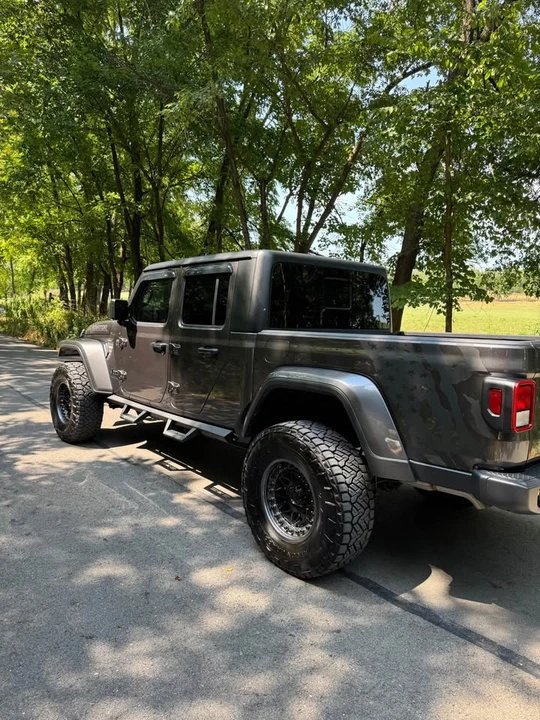 2025 Jeep JT Gladiator - Image 2 of 19