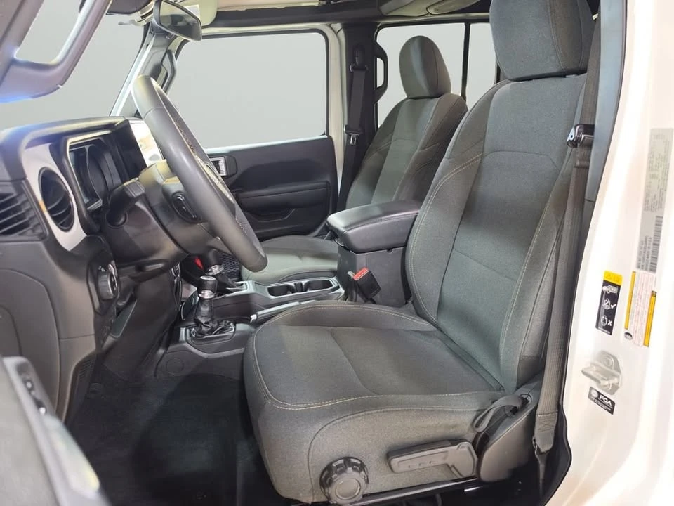 2025 Jeep JT Gladiator - Image 6 of 12