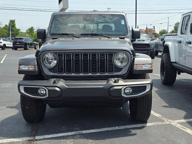 2025 Jeep JT Gladiator - Image 8 of 9