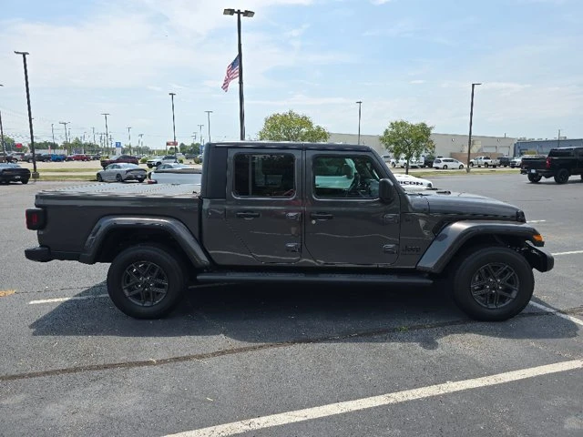 2025 Jeep JT Gladiator - Image 2 of 9