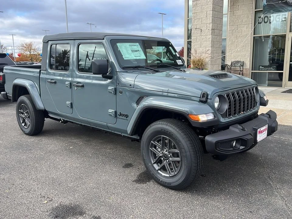 2025 Jeep JT Gladiator - Image 2 of 20