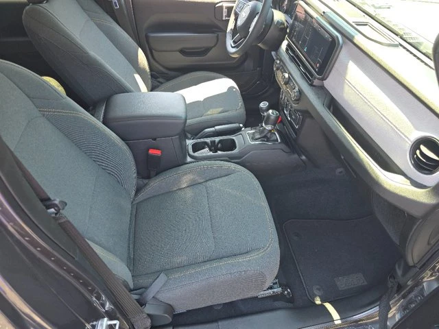 2025 Jeep JT Gladiator - Image 17 of 20