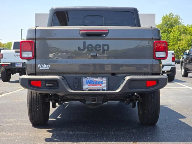 2025 Jeep JT Gladiator - Image 9 of 20
