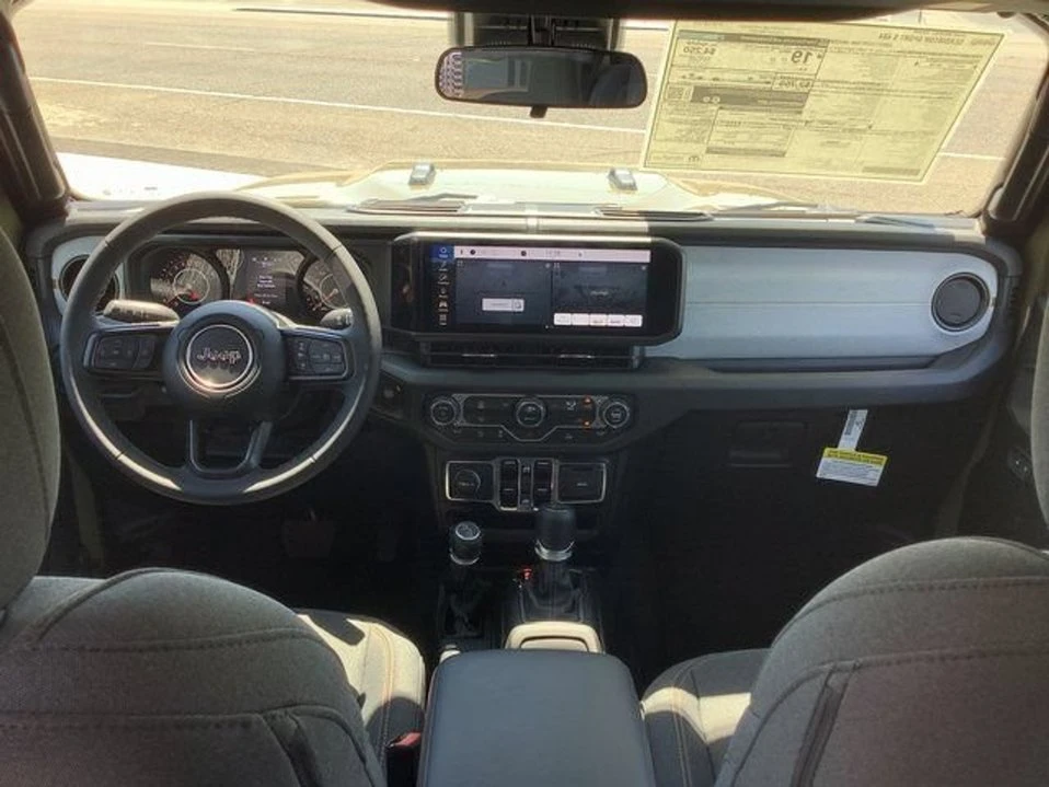 2025 Jeep JT Gladiator - Image 5 of 9