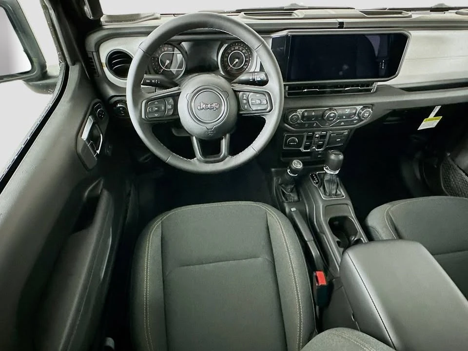 2025 Jeep JT Gladiator - Image 18 of 20