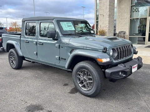 2025 Jeep Gladiator Sport S