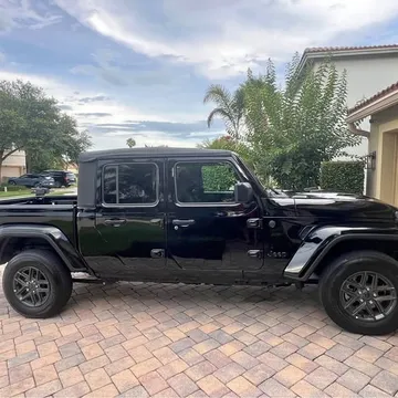 2025 Jeep Gladiator Sport S
