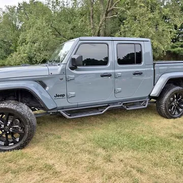 2025 Jeep Gladiator Nighthawk