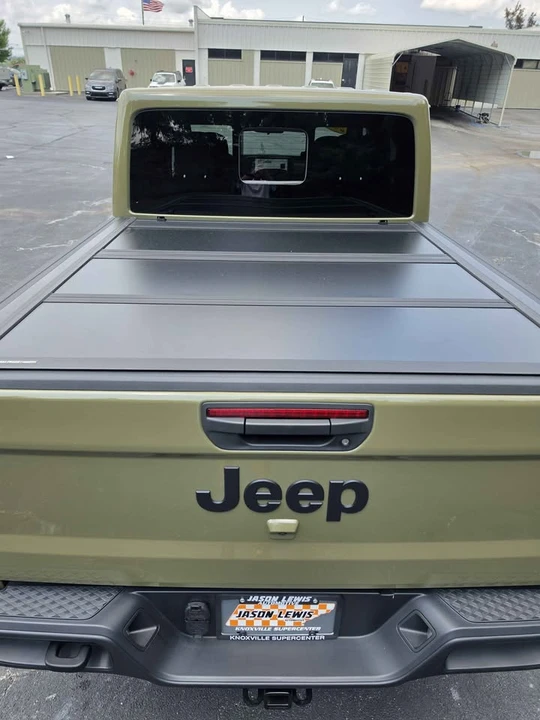 2025 Jeep JT Gladiator - Image 4 of 18