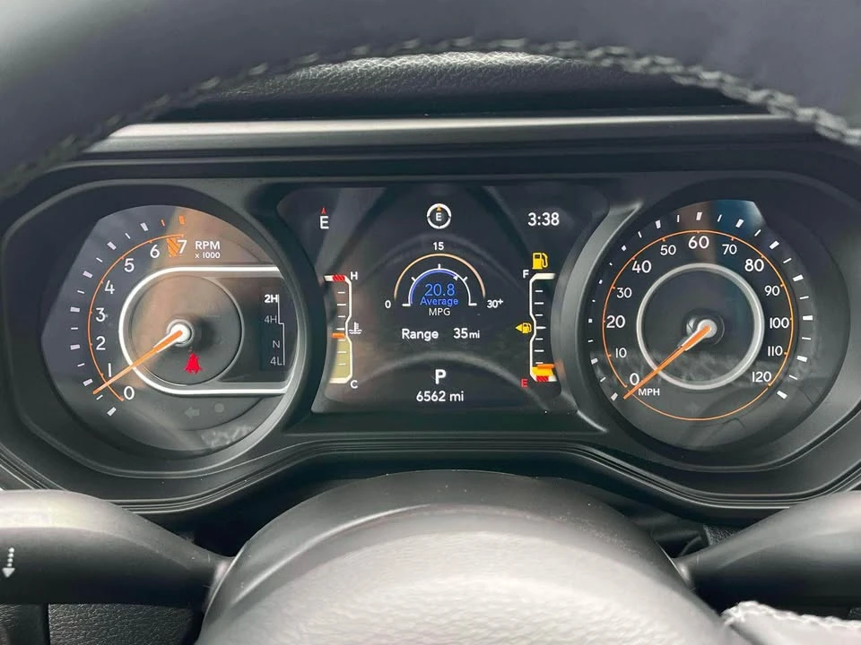 2025 Jeep JT Gladiator - Image 16 of 16