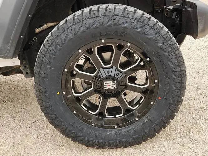 2025 Jeep JT Gladiator - Image 7 of 20