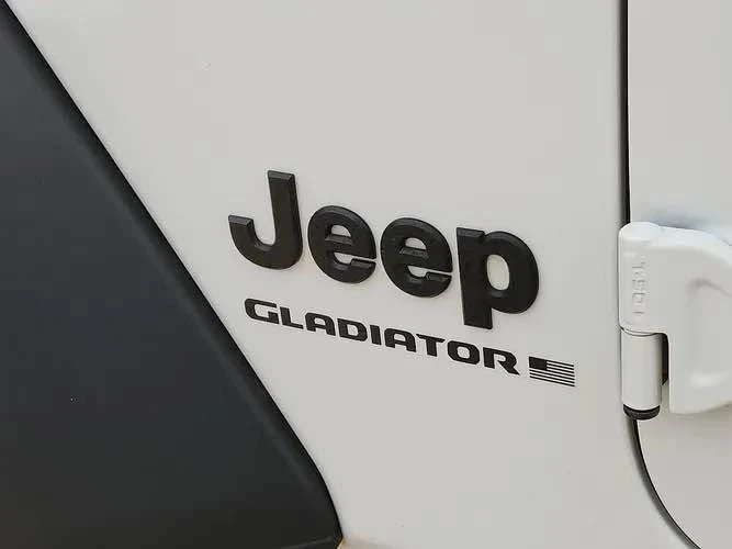 2025 Jeep JT Gladiator - Image 8 of 20