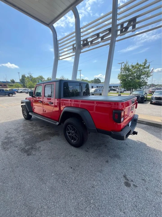 2025 Jeep JT Gladiator - Image 4 of 18