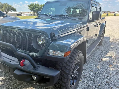2025 Jeep Gladiator Sport S Pickup 4D 5 ft
