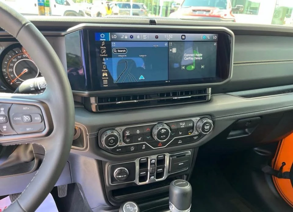 2025 Jeep JT Gladiator - Image 6 of 15
