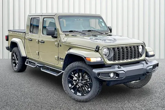 2025 Jeep Gladiator Sport S