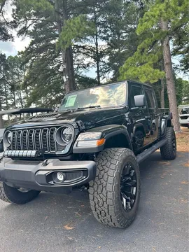 2025 Jeep Gladiator Sport S