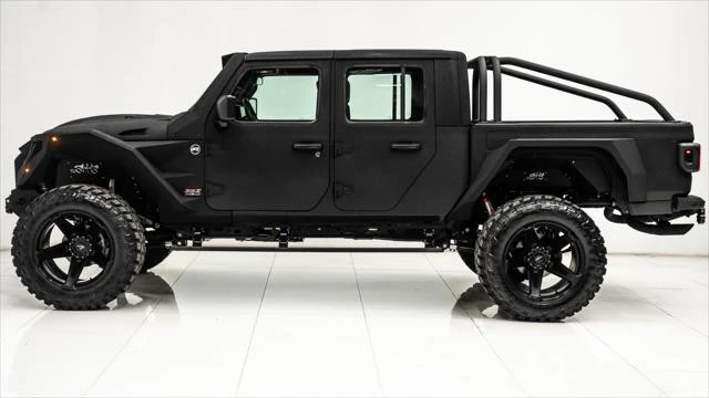 2025 Jeep JT Gladiator - Image 18 of 31