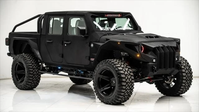 2025 Jeep JT Gladiator - Image 5 of 31