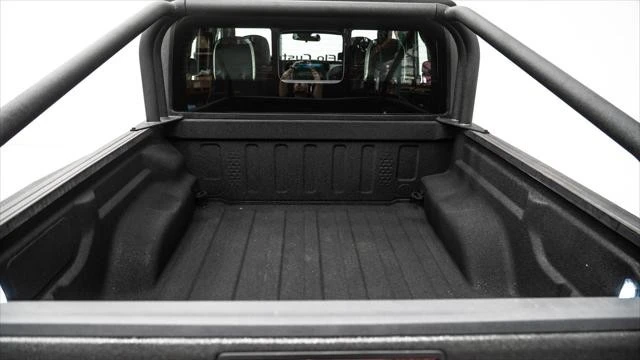 2025 Jeep JT Gladiator - Image 12 of 21