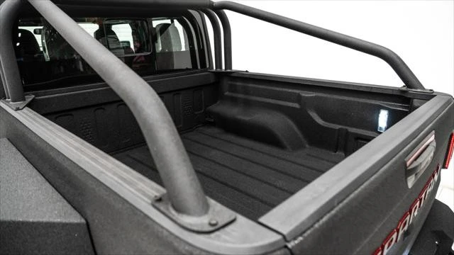 2025 Jeep JT Gladiator - Image 13 of 21