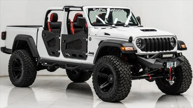 2025 Jeep JT Gladiator - Image 20 of 21