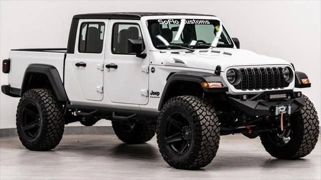 2025 Jeep JT Gladiator - Image 6 of 31