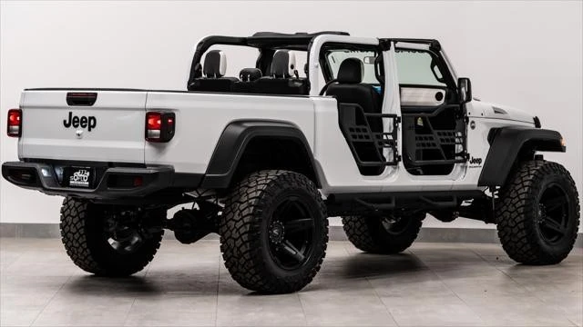 2025 Jeep JT Gladiator - Image 15 of 31