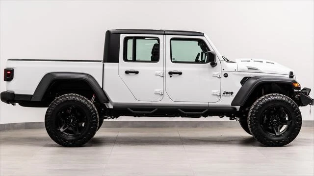 2025 Jeep JT Gladiator - Image 7 of 31