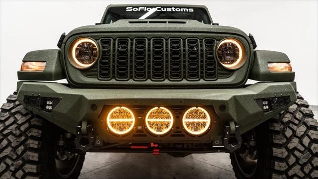 2025 Jeep JT Gladiator - Image 17 of 21
