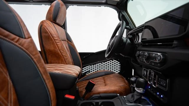 2025 Jeep JT Gladiator - Image 16 of 21
