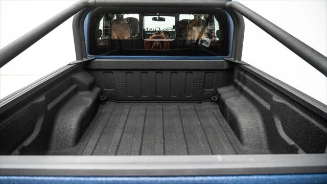2025 Jeep JT Gladiator - Image 10 of 21