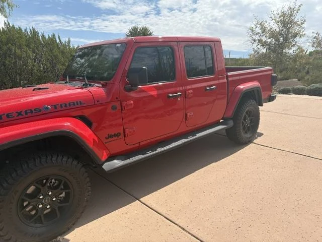 2025 Jeep JT Gladiator - Image 5 of 15
