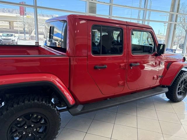 2025 Jeep JT Gladiator - Image 3 of 15