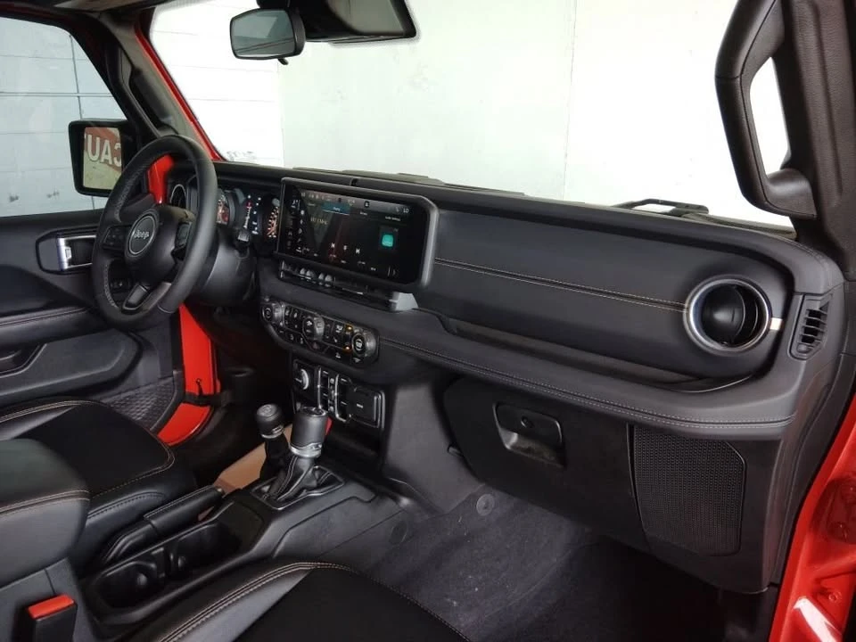 2025 Jeep JT Gladiator - Image 10 of 14