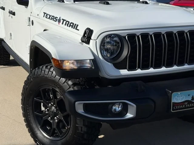 2025 Jeep JT Gladiator - Image 3 of 19