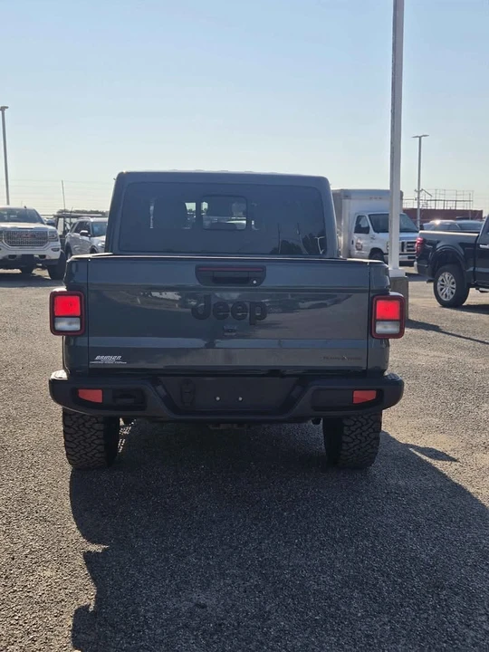 2025 Jeep JT Gladiator - Image 3 of 18