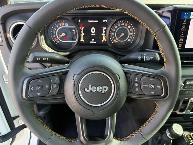 2025 Jeep JT Gladiator - Image 14 of 20