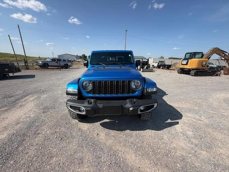 2025 Jeep JT Gladiator - Image 4 of 20