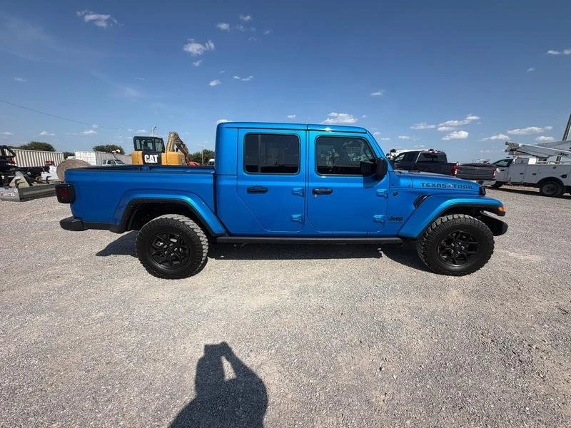 2025 Jeep JT Gladiator - Image 8 of 20