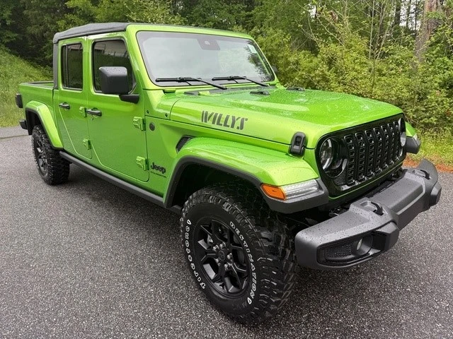 2025 Jeep JT Gladiator - Image 5 of 21